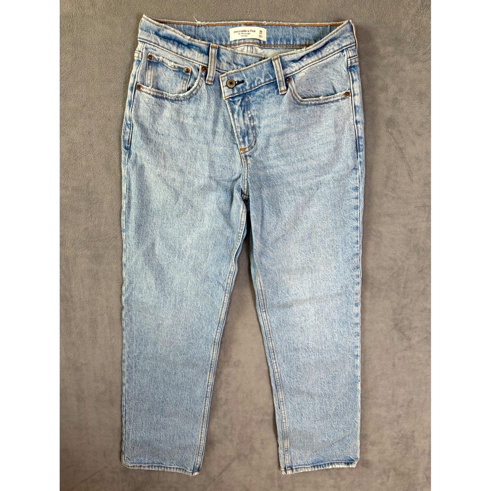 Women's Abercrombie & Fitch 90s Straight Mid Rise Light Wash Blue Jeans Sz 28S
